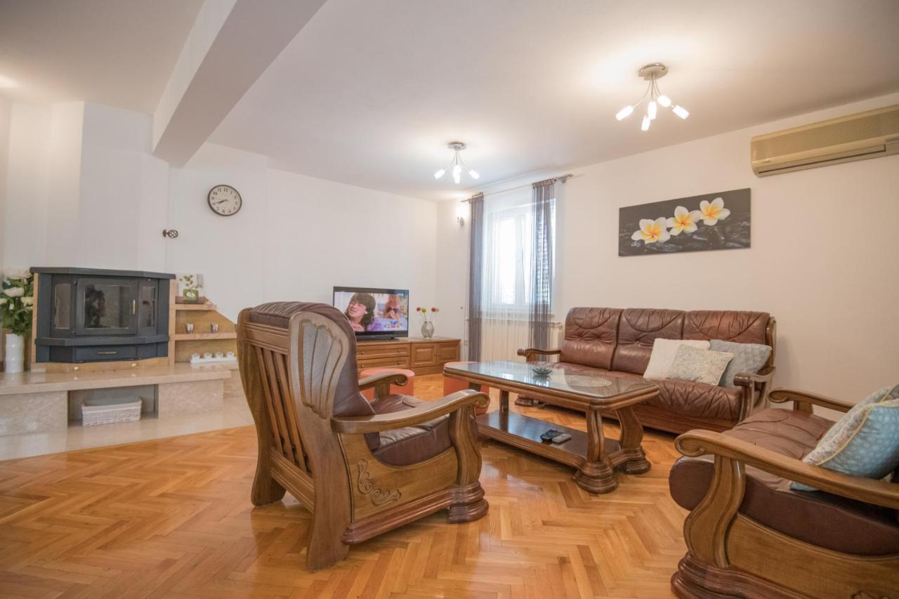 Villa Glorija Grubine Екстериор снимка
