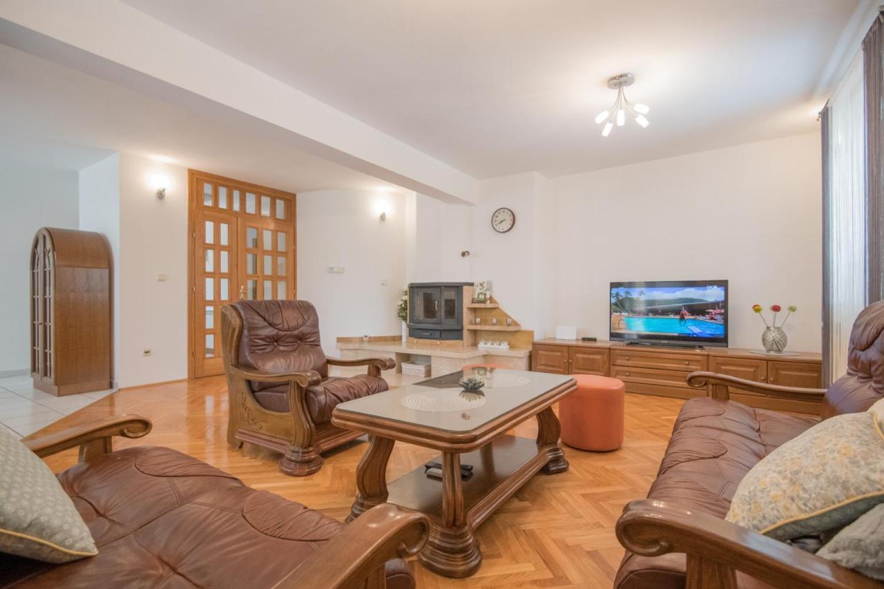 Villa Glorija Grubine Екстериор снимка